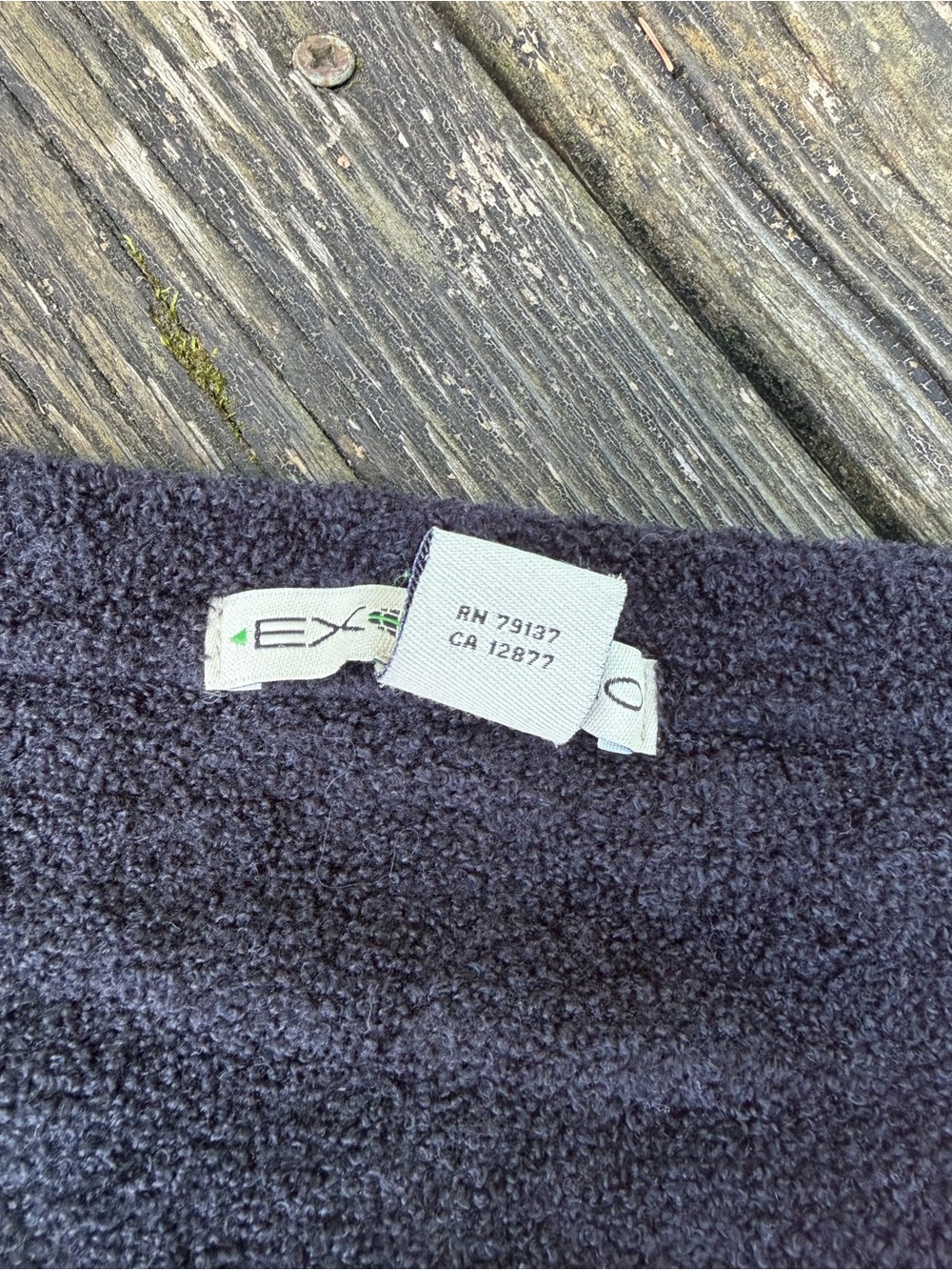2 Exofficio Cozy V-Neck Sweaters - Picture 9 of 9